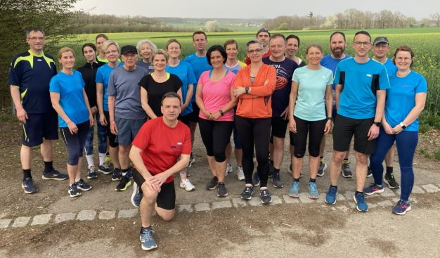 eine Laufgruppe April 2024