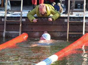 WM / DM im Eiswasserschwimmen